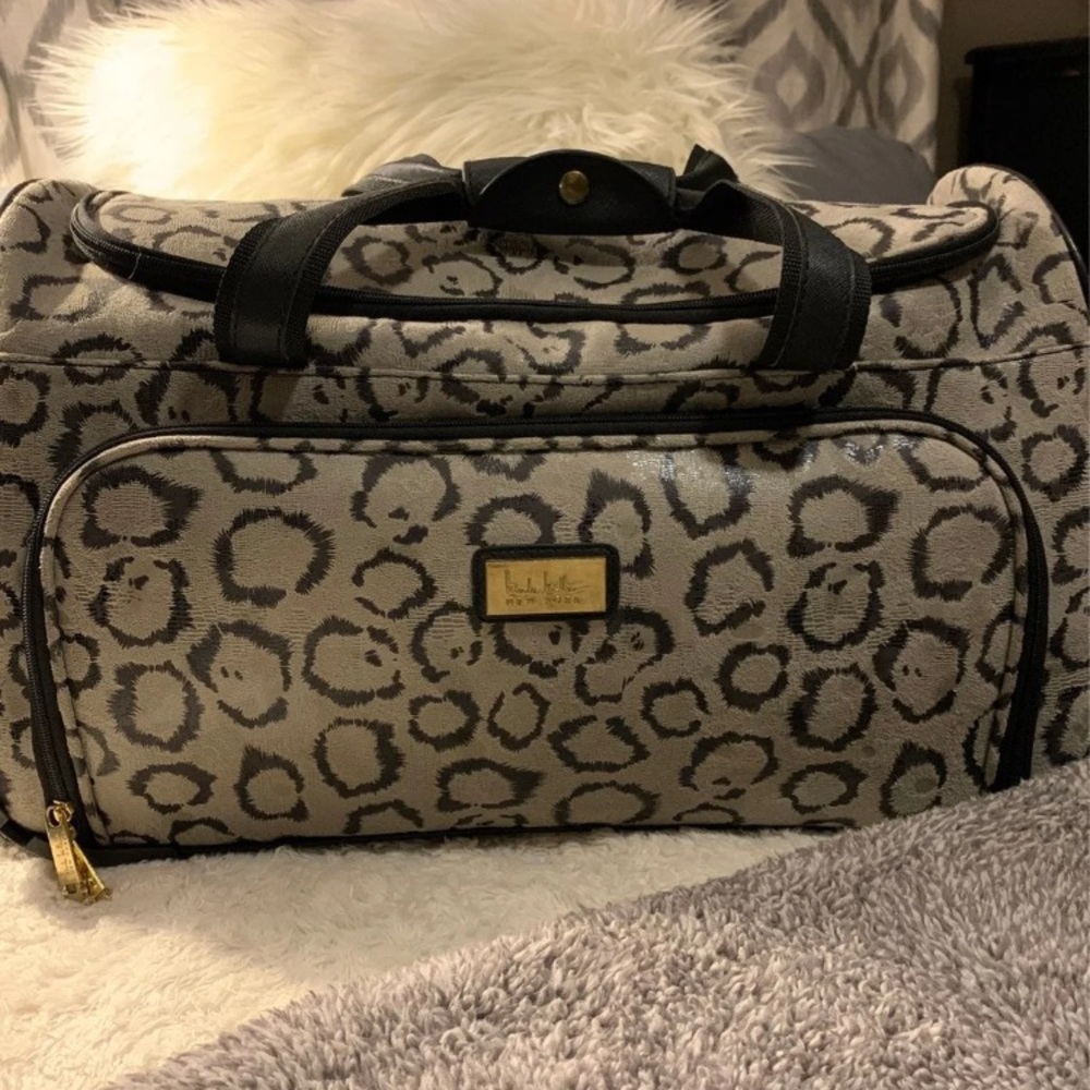 Rolling luggage